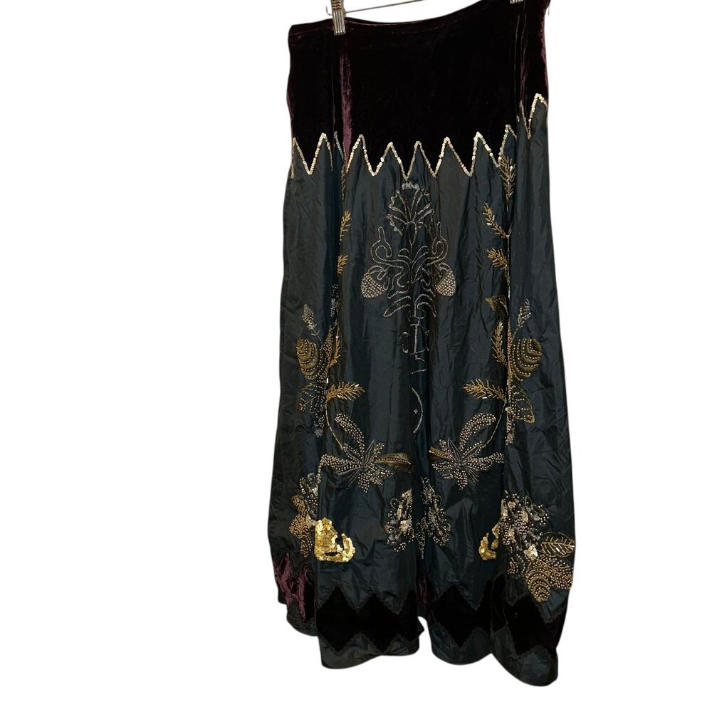 Armand Ventilo Collection purple gold embellsihed beaded velvet maxi skirt 40